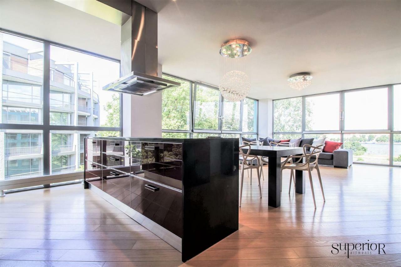Winwinstay Superior Apartment By River Daugava Riga Esterno foto