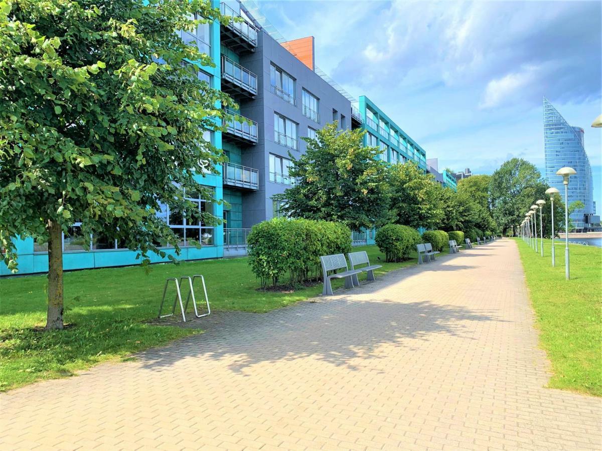 Winwinstay Superior Apartment By River Daugava Riga Esterno foto