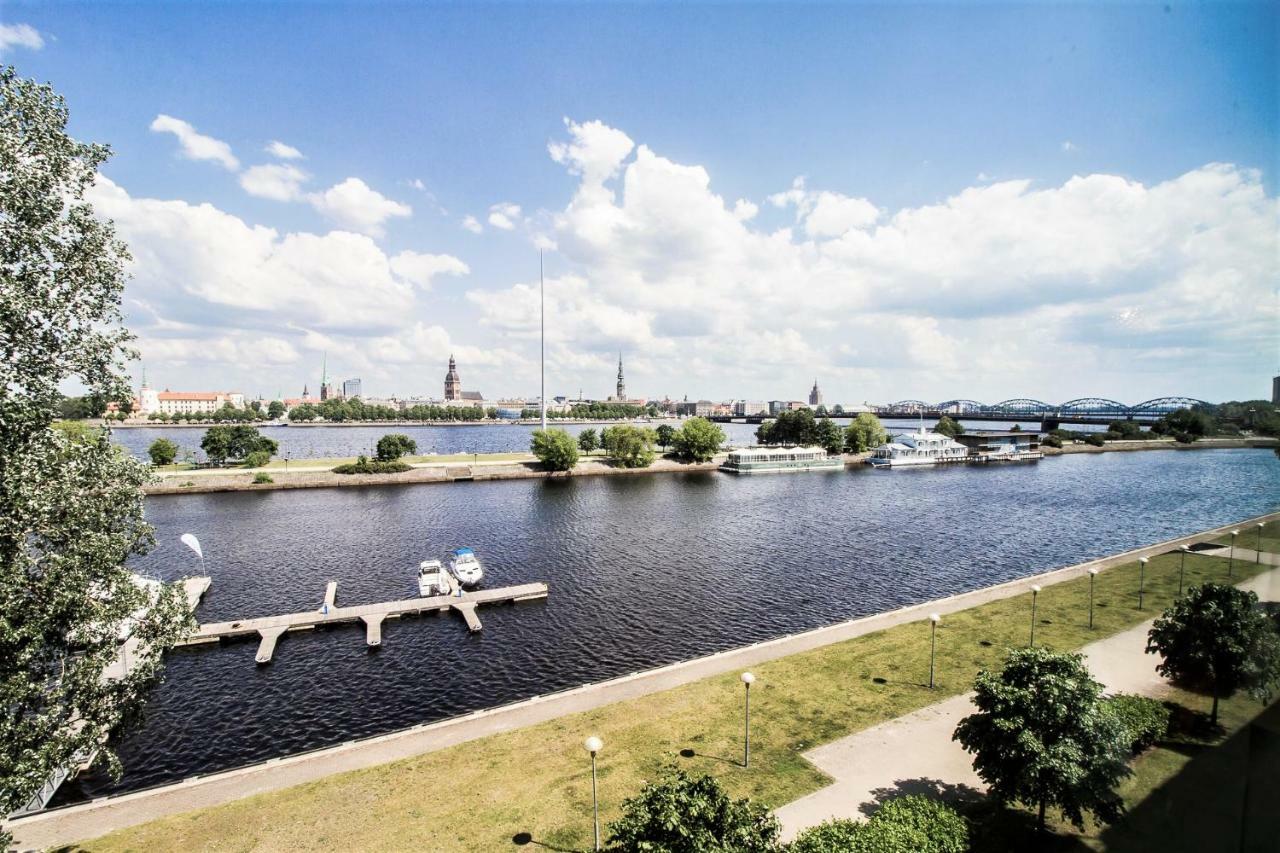 Winwinstay Superior Apartment By River Daugava Riga Esterno foto